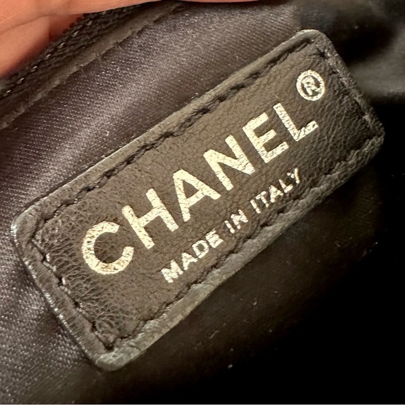 Chanel handbag - Picture 7 of 10